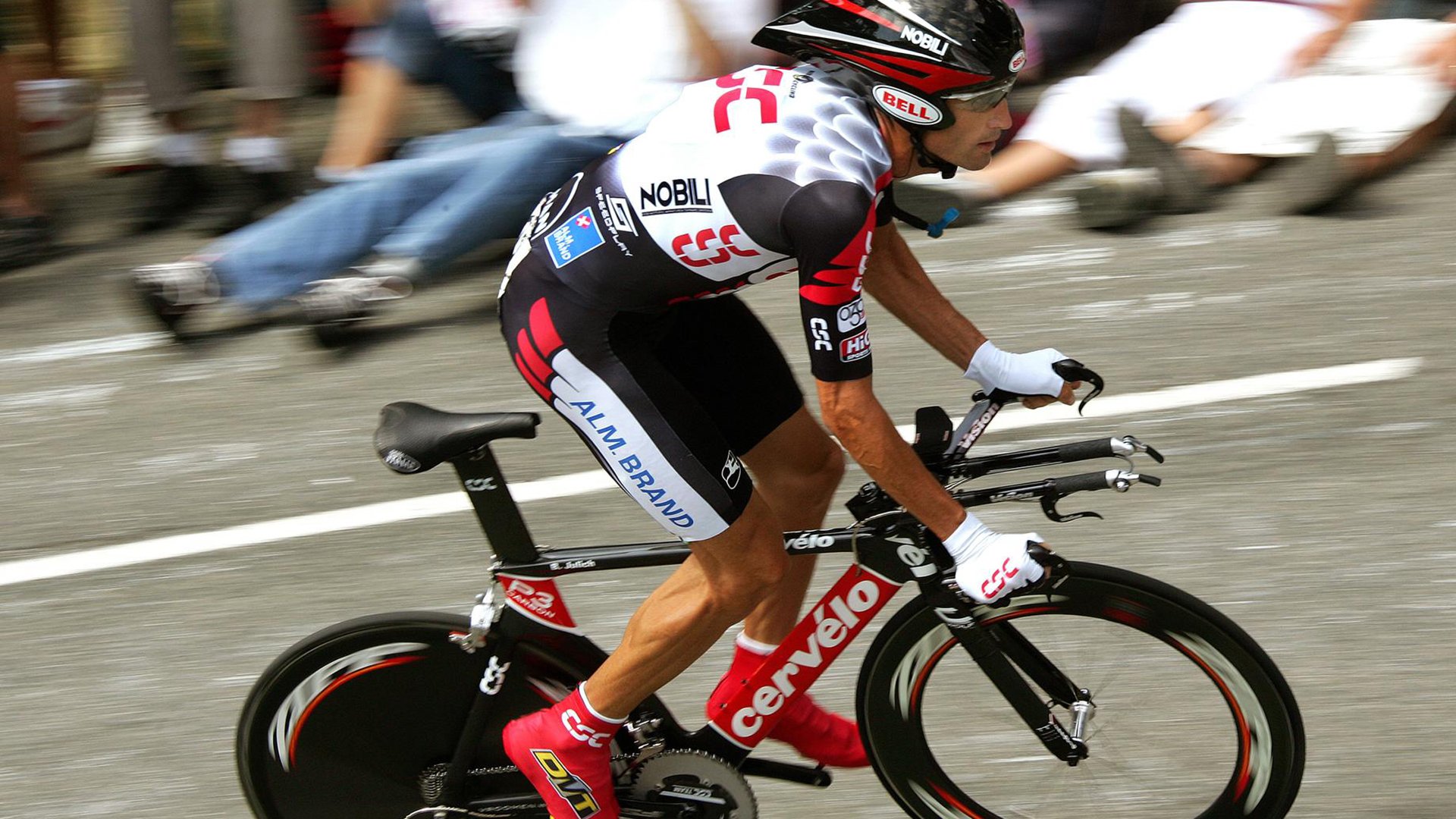 开云官网-直播平台创新：让全球观众零距离体验比赛