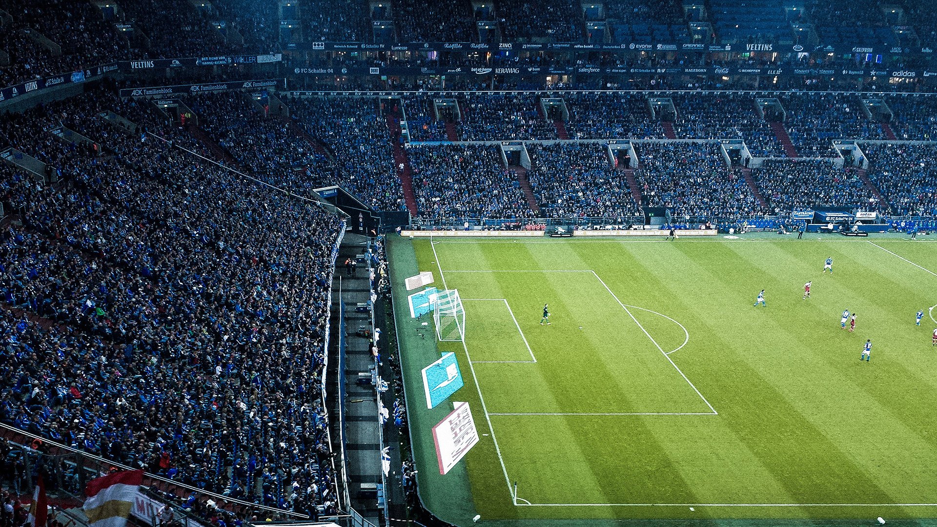 《CS_GO冠军巅峰赛，战火升腾现场火爆》，csgo之巅峰